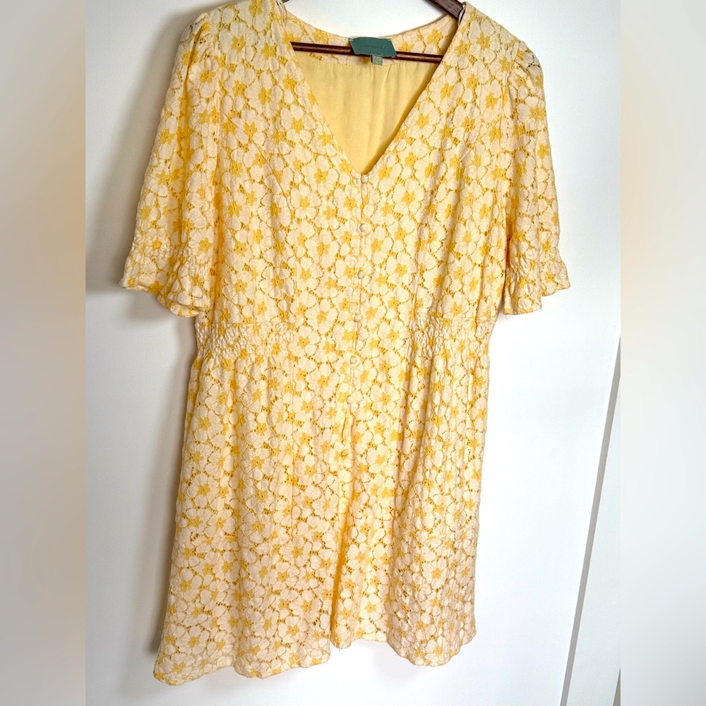 Women’s lace dress
